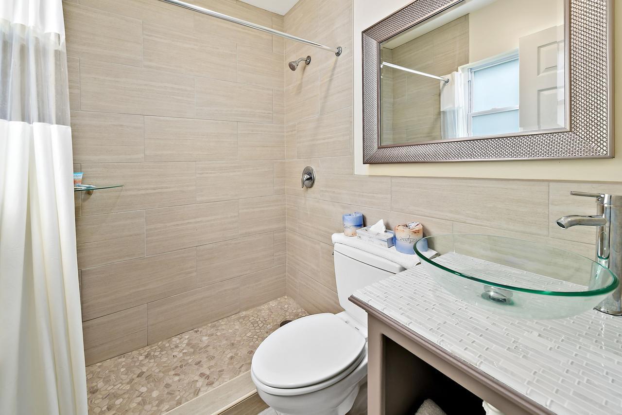 موتيل آوشين سيتي Madison Beach Bayside المظهر الخارجي الصورة
